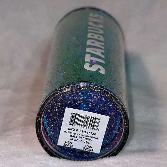 Starbucks Holiday 2023 Glitter & Silver Metallic with Dome Lid Venti 24 oz - Picture 2 of 3